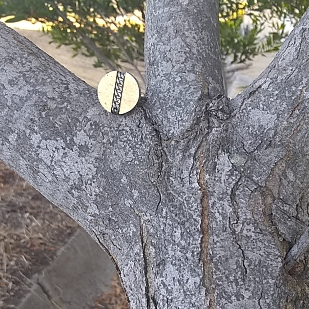 Cufflink - Picture 8 of 8